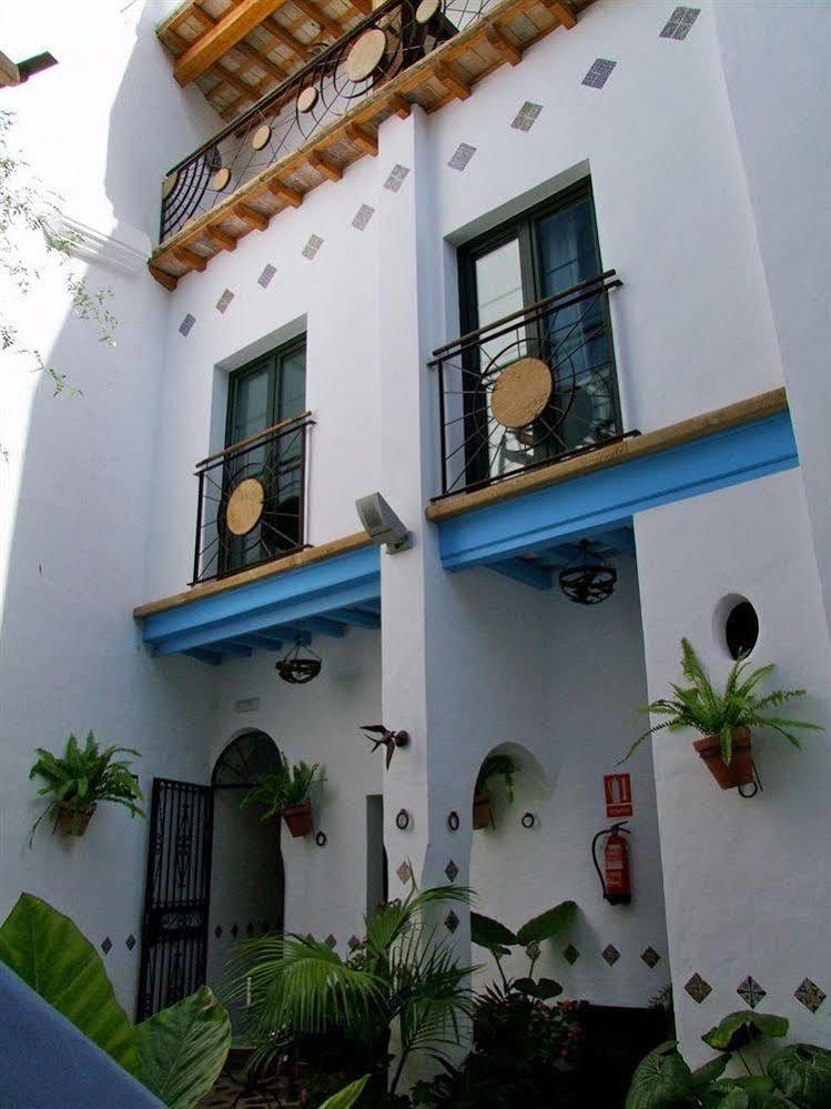 Hostal Casa Alborada Conil De La Frontera Buitenkant foto